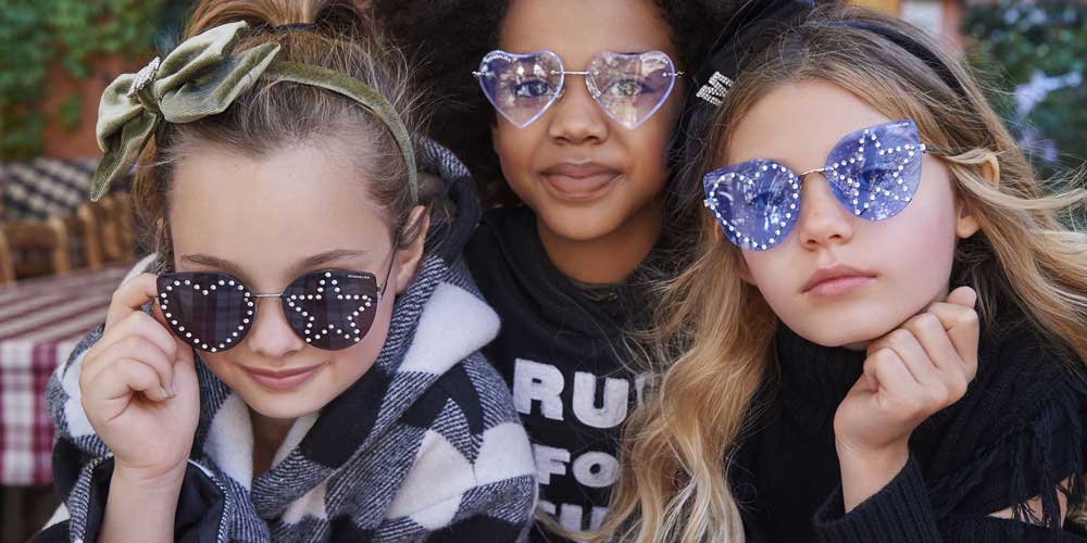 Okulary przeciwsłoneczne dla dziewczynki - modele bezramkowe 21-22